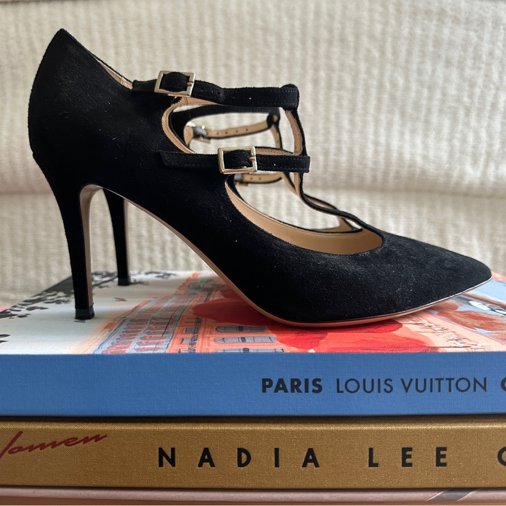 New M. Gemi The Esatto 90mm in Black Suede (size 39.5)